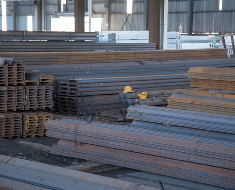 Introducción de materiales metálicos